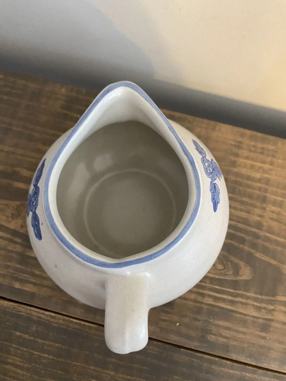 Pfaltzgraff Yorktowne Gravy Sauce Boat Pitcher Blue Gray Stoneware 7-414